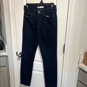 NWOT levi’s signature gold classic slim, taper Dark Blue Women's Jeans